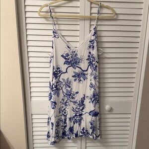 Lulu’s Floral Blue and White Dress - Small